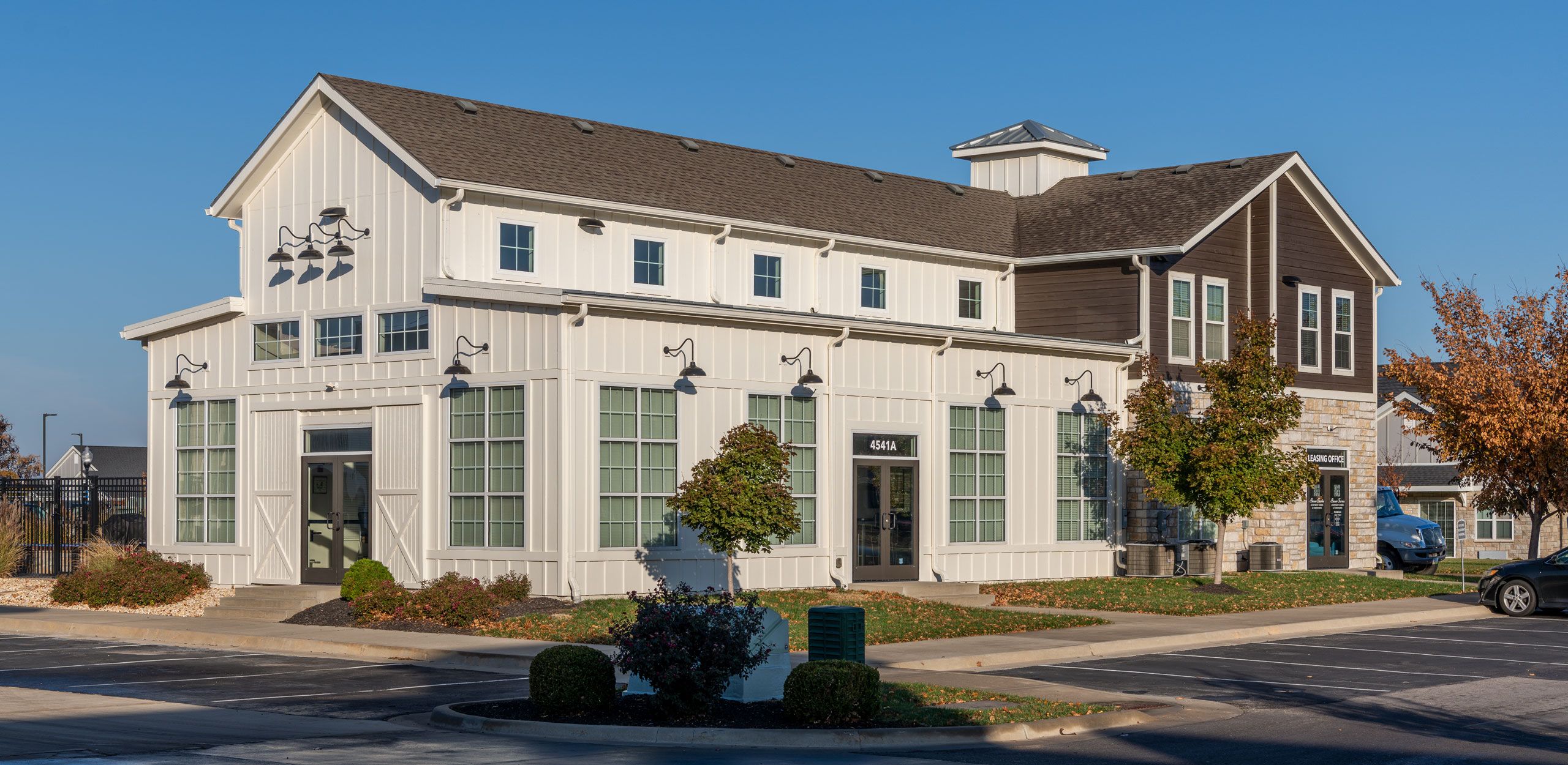 Bauer Farms Apartments and Townhomes - West Lawrence, Kansas